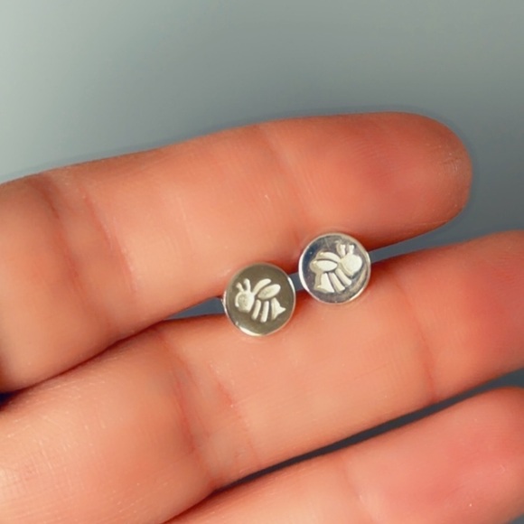 Sterling Silver Round Embossed Bee Earrings - Picture 4 of 8